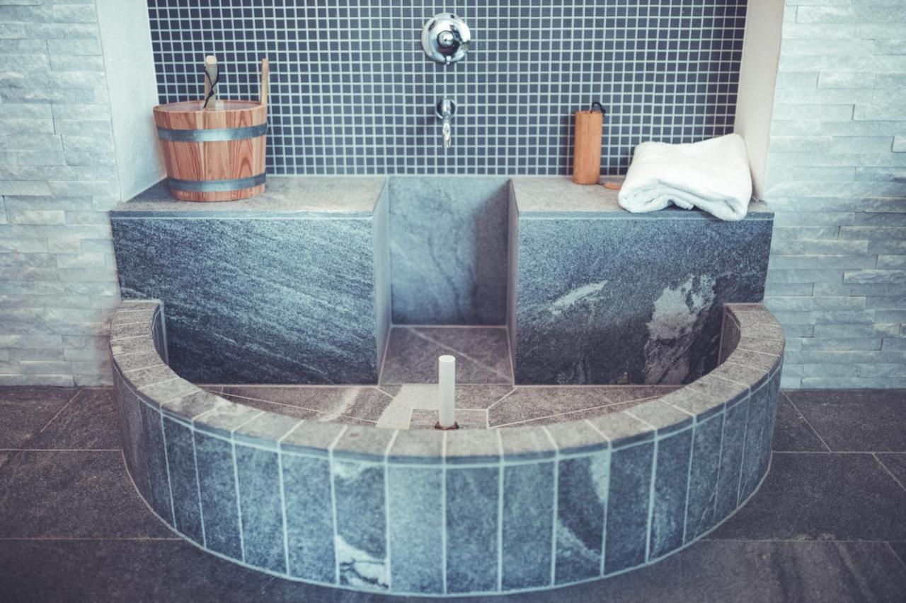 Albergo Porta Verzasca Gordola Exterior foto